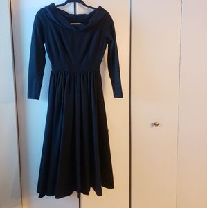 Vintage 1950s Anne Fogarty dress long sleeve black small
